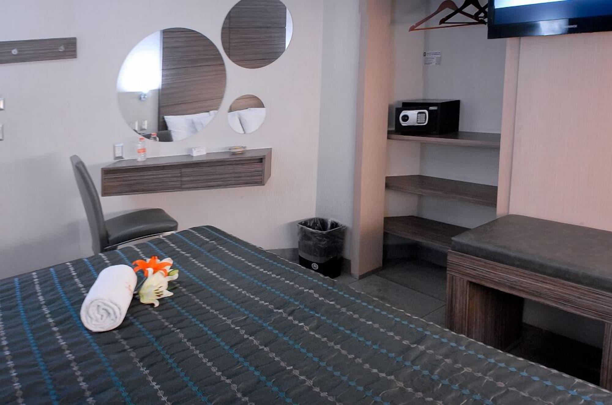 Hotel Expo Abastos Γκουανταλαχάρα Εξωτερικό φωτογραφία
