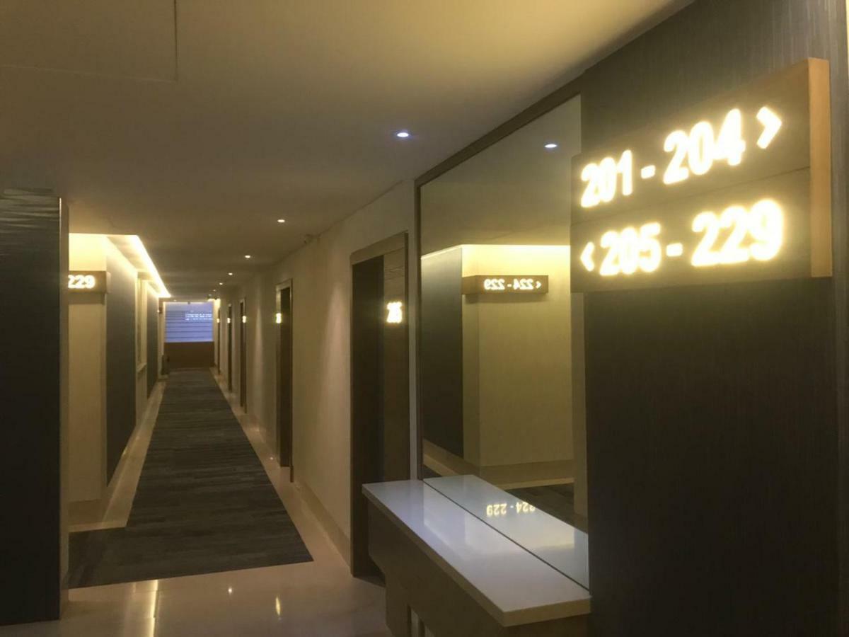 Hotel Expo Abastos Γκουανταλαχάρα Εξωτερικό φωτογραφία